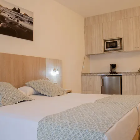 Klayman Olivina Lejlighedshotel Los Cristianos (Tenerife)